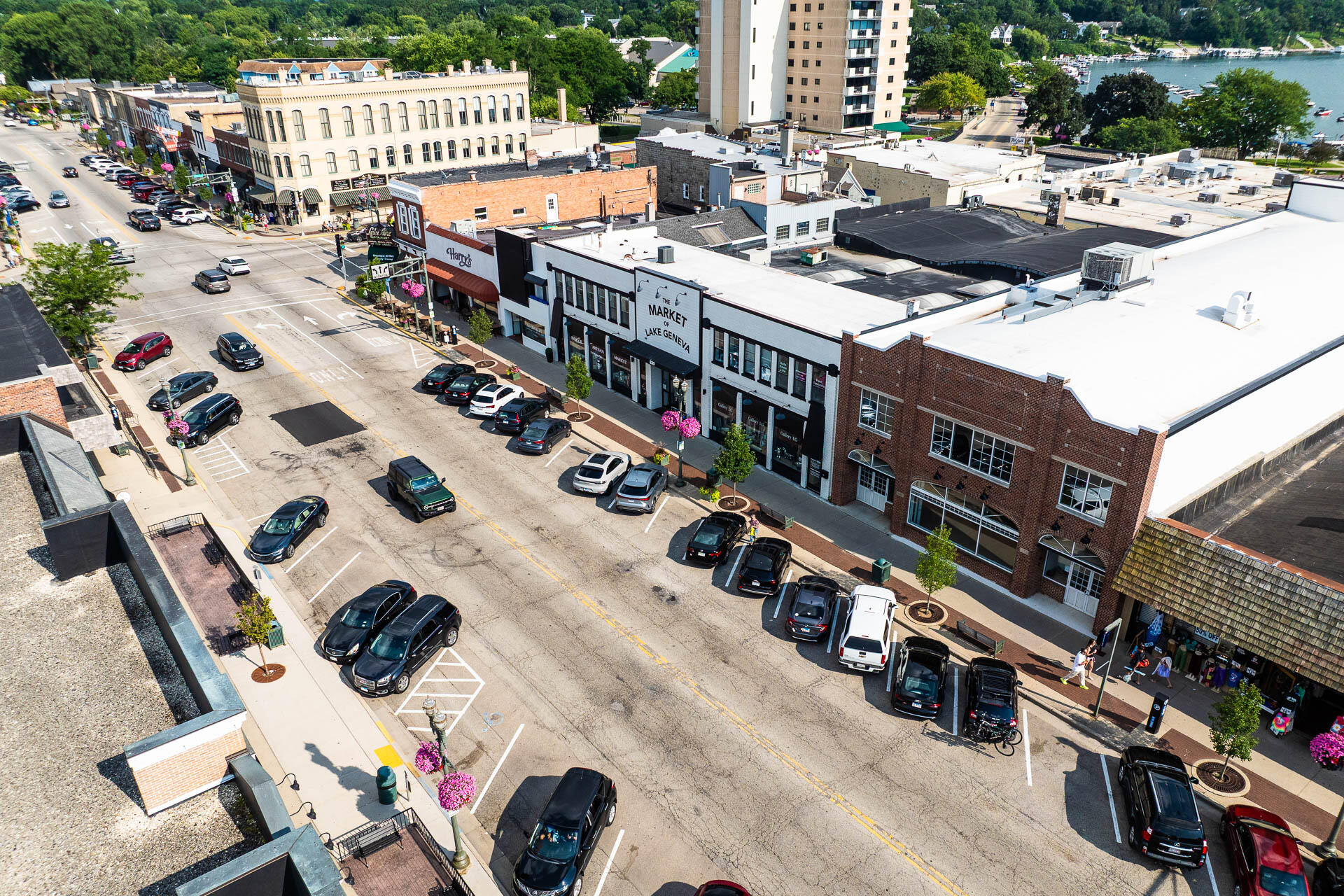 846 W Main St