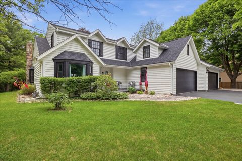 Photo of 423 Bron Derw Ct, Wales, WI 53183 (MLS # 1972464)