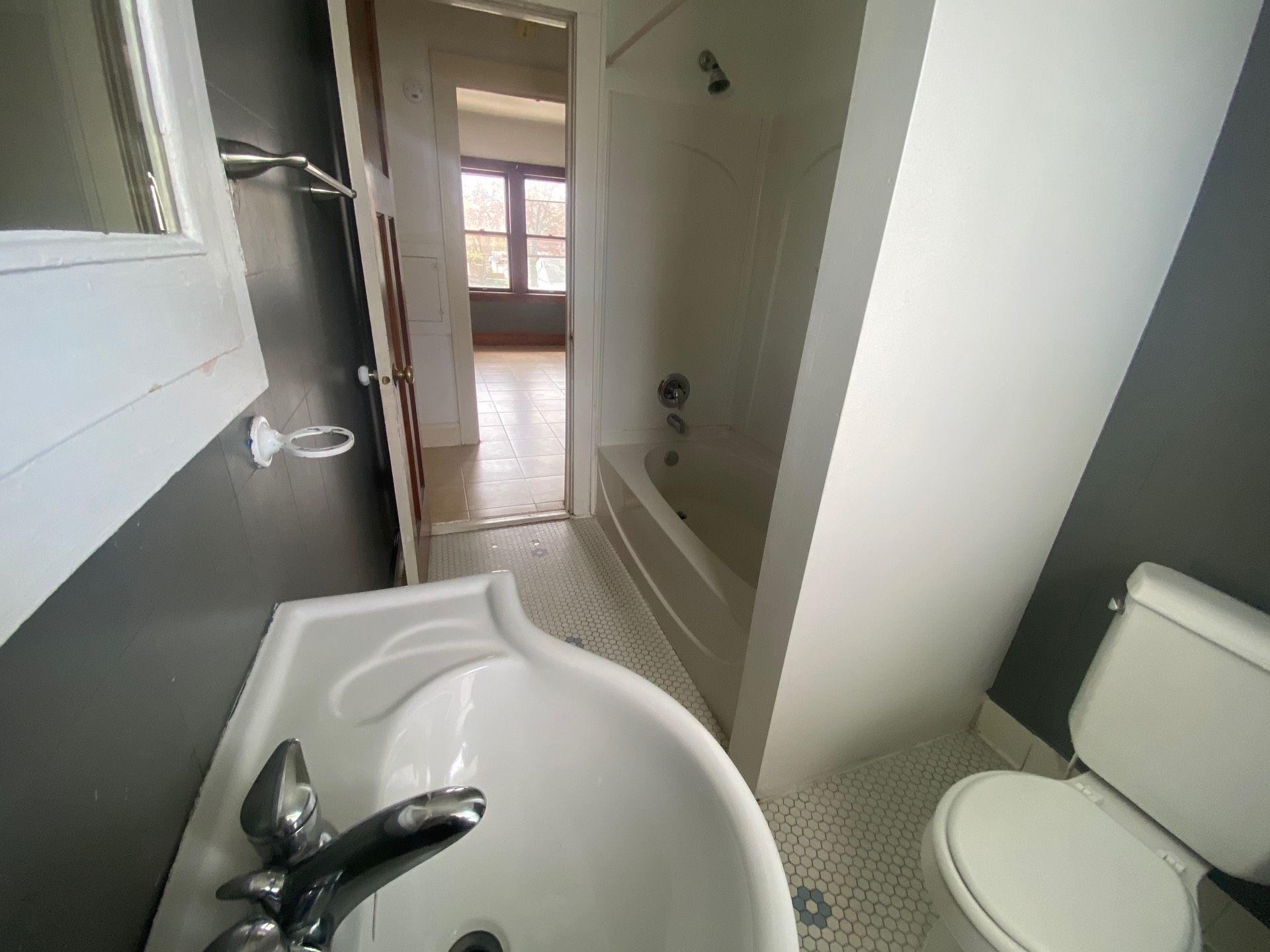 Wauwatosa, Wisconsin 53213, United States, 2 Bedrooms Bedrooms, ,1 BathroomBathrooms,Residential,Active,180369