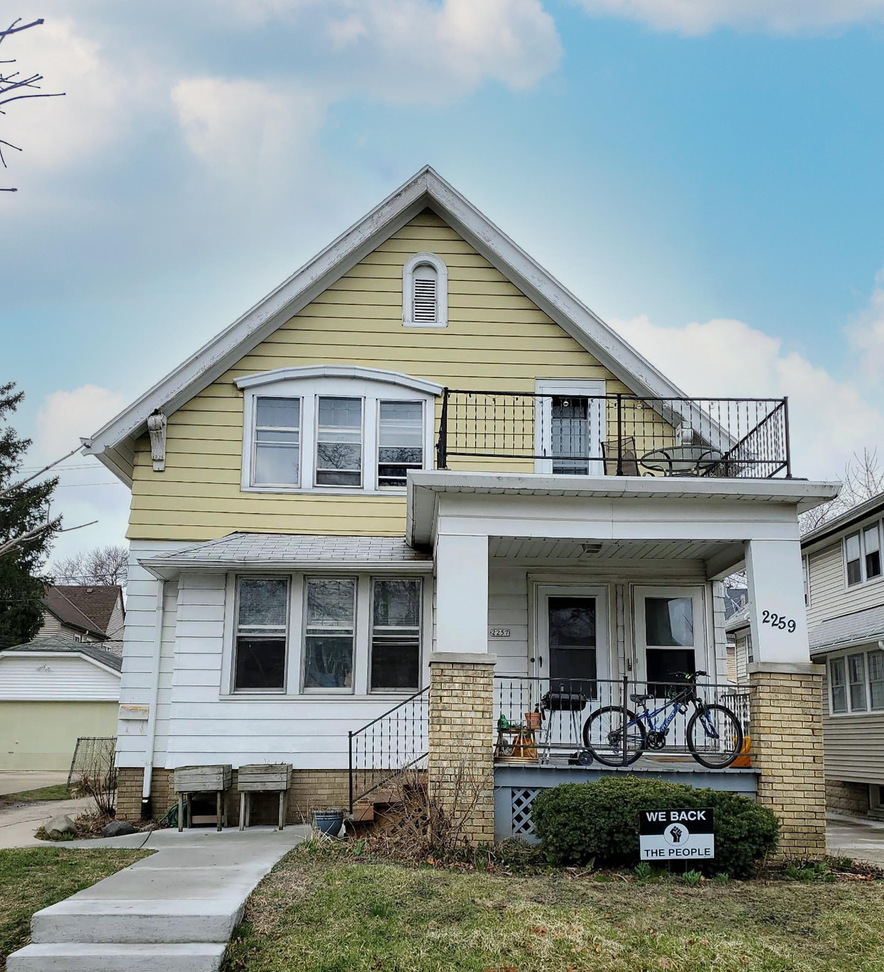 Wauwatosa, Wisconsin 53213, United States, 2 Bedrooms Bedrooms, ,1 BathroomBathrooms,Residential,Active,180369