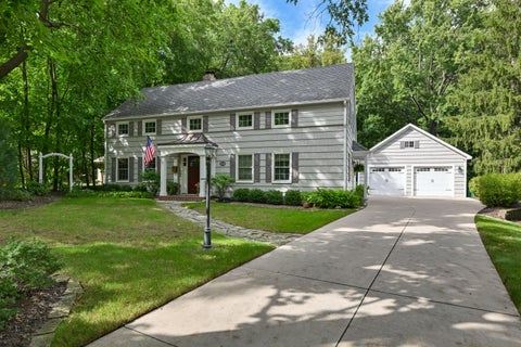 Photo of N87W15686 Kenwood Blvd, Menomonee Falls, WI 53051 (MLS # 1979957)