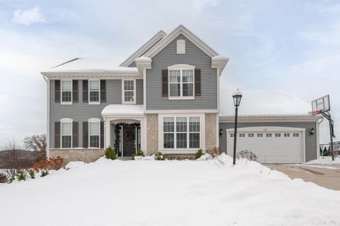 Photo of 3513 Olde Howell Rd, Waukesha, WI 53188 (MLS # 1944468)