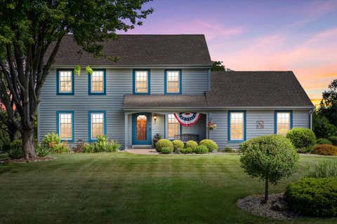 Photo of 5300 Clover Ln, Caledonia, WI 53406 (MLS # 1972707)