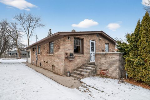 Photo of 3312 1st Ave, Racine, WI 53402 (MLS # 1946476)