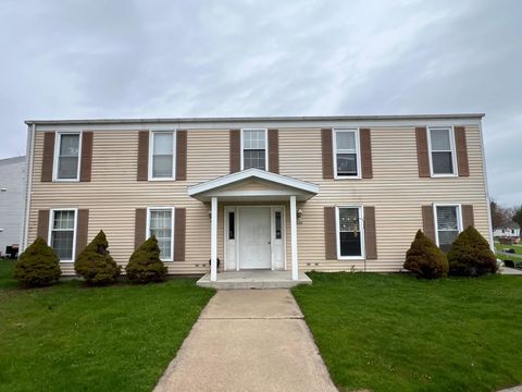 Photo of 2308 Park Pl, Sheboygan, WI 53083 (MLS # 1959998)