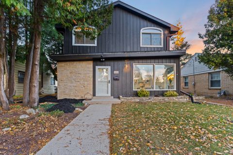 Photo of 3328 S Honey Creek Dr, Milwaukee, WI 53219 (MLS # 1942028)