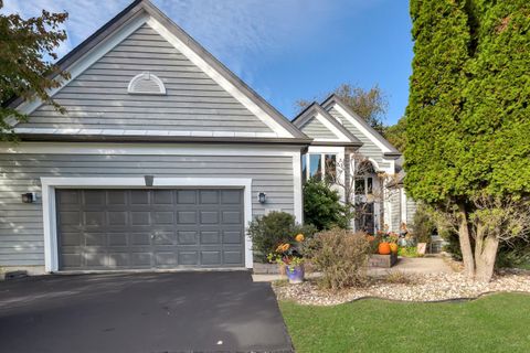 Photo of 370 Smythe Dr, Williams Bay, WI 53191 (MLS # 1940752) Photo of 370 Smythe Dr, Williams Bay, WI 53191 (MLS # 1940752)