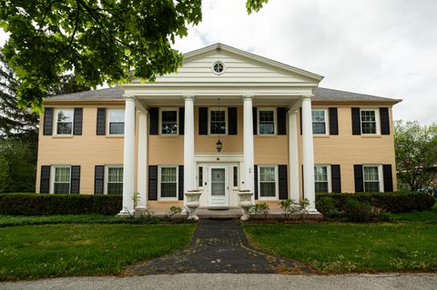 Photo of 229 Indian Creek Ct, Fox Point, WI 53217 (MLS # 1963246)