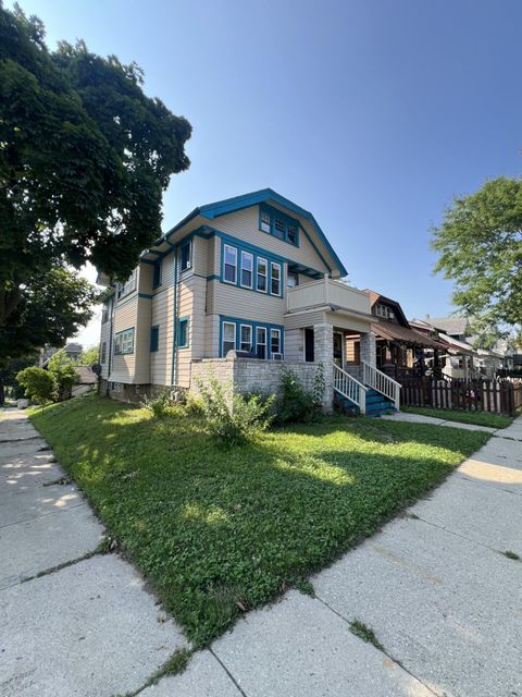 Photo of 3701 N 14th St, Milwaukee, WI 53206 (MLS # 1945698)