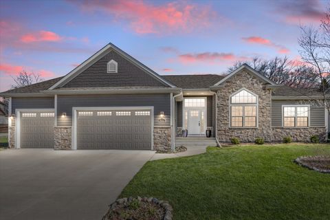 Photo of 4612 27th St, Kenosha, WI 53144 (MLS # 1958765)