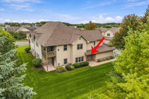Photo of 2170 Seminole St, Grafton, WI 53024 (MLS # 1981047)
