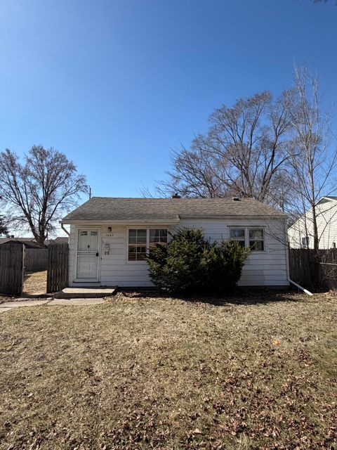 Photo of 5483 N 58th St, Milwaukee, WI 53218 (MLS # 1953699)