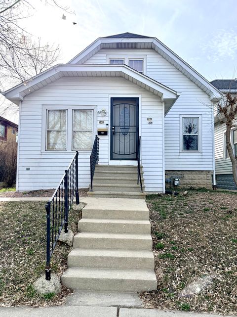 Photo of 2065 S 70th St, West Allis, WI 53219 (MLS # 1959663)