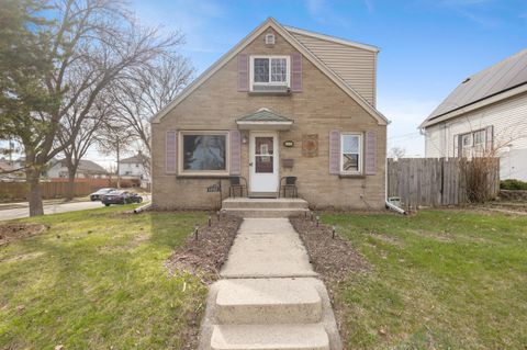 Photo of 1981 S 75th St, West Allis, WI 53219 (MLS # 1957261)