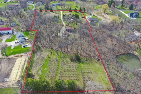 Photo of 115 S Westwood Ave, Burlington, WI 53105 (MLS # 1957014)