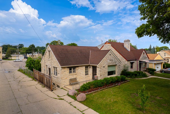 4823 N 66TH ST, MILWAUKEE, WI 53218 - Image bcbf4f8bbe6c9b729de0c2dd0c97c8e7/3814873931