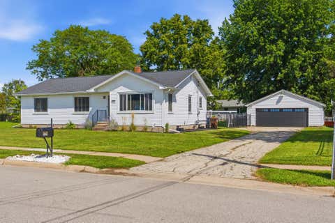 Photo of 323 Mark St N, West Salem, WI 54669 (MLS # 1977195)