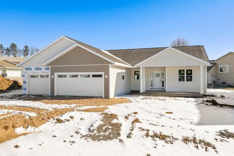 Photo of 21594 Somerset Down Ln, Galesville, WI 54630 (MLS # 1949490)