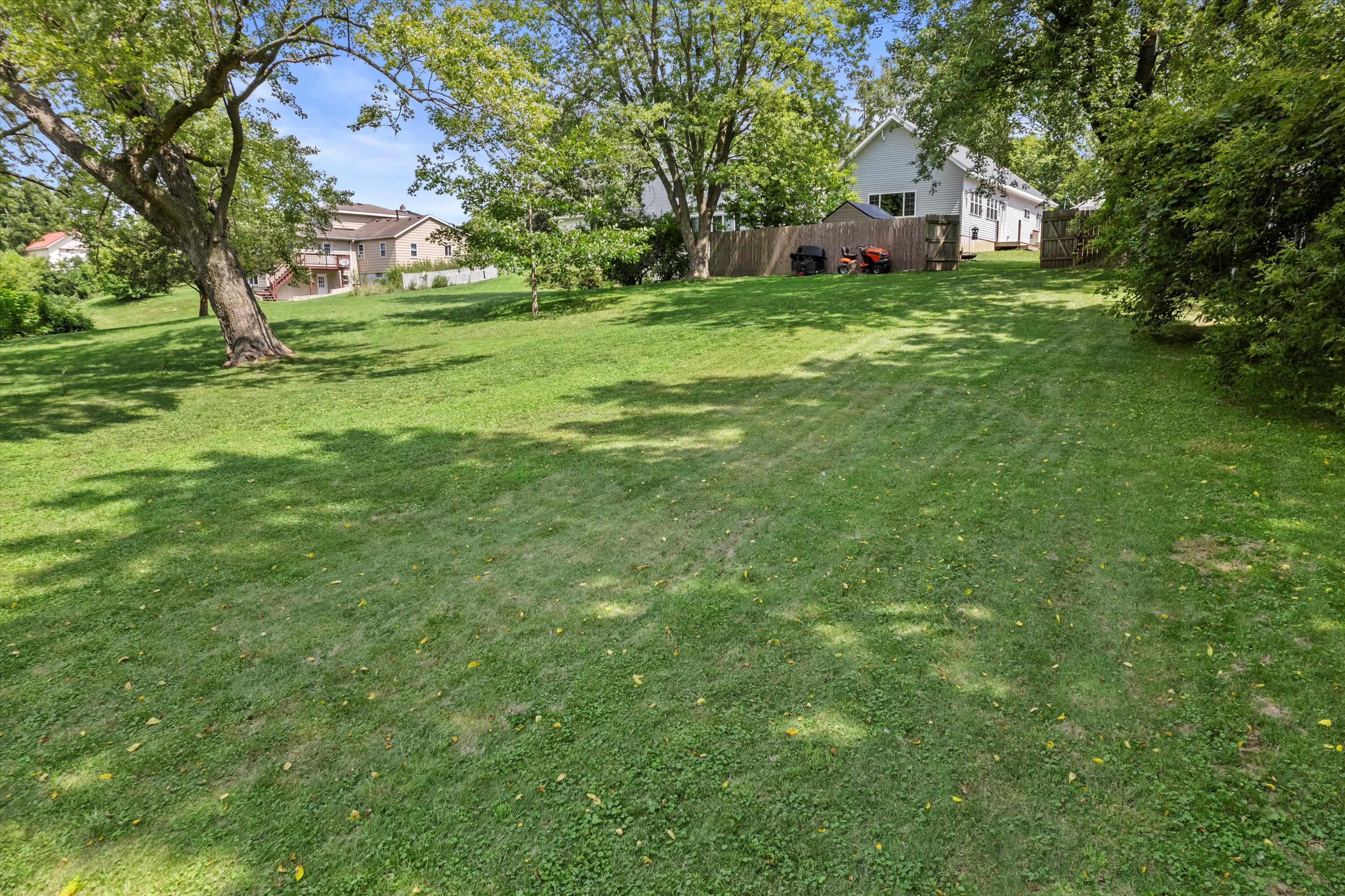 Whitewater, Wisconsin 53190, United States, 4 Bedrooms Bedrooms, ,3 BathroomsBathrooms,Residential,Active,195029