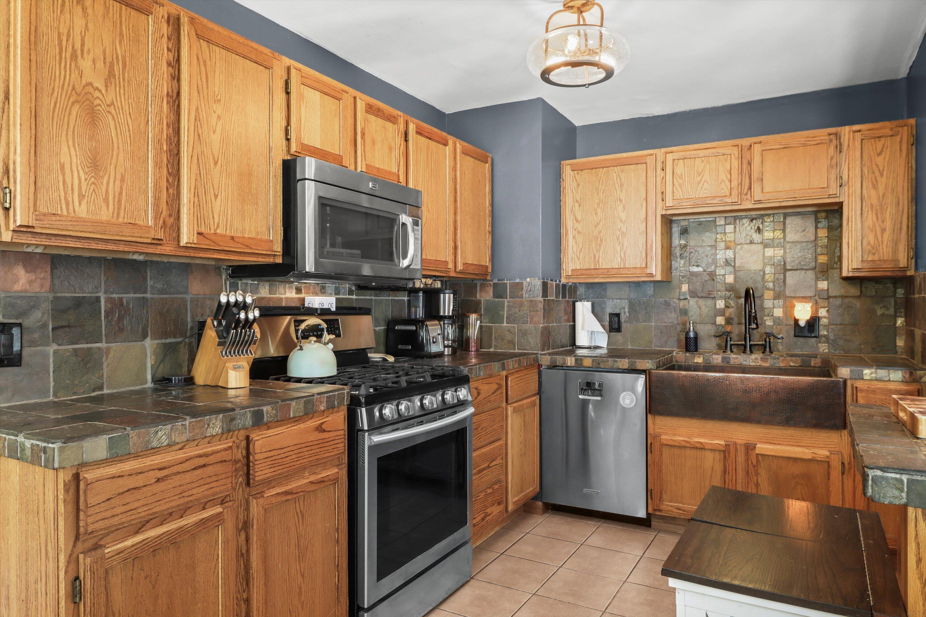 Whitewater, Wisconsin 53190, United States, 4 Bedrooms Bedrooms, ,3 BathroomsBathrooms,Residential,Active,195029