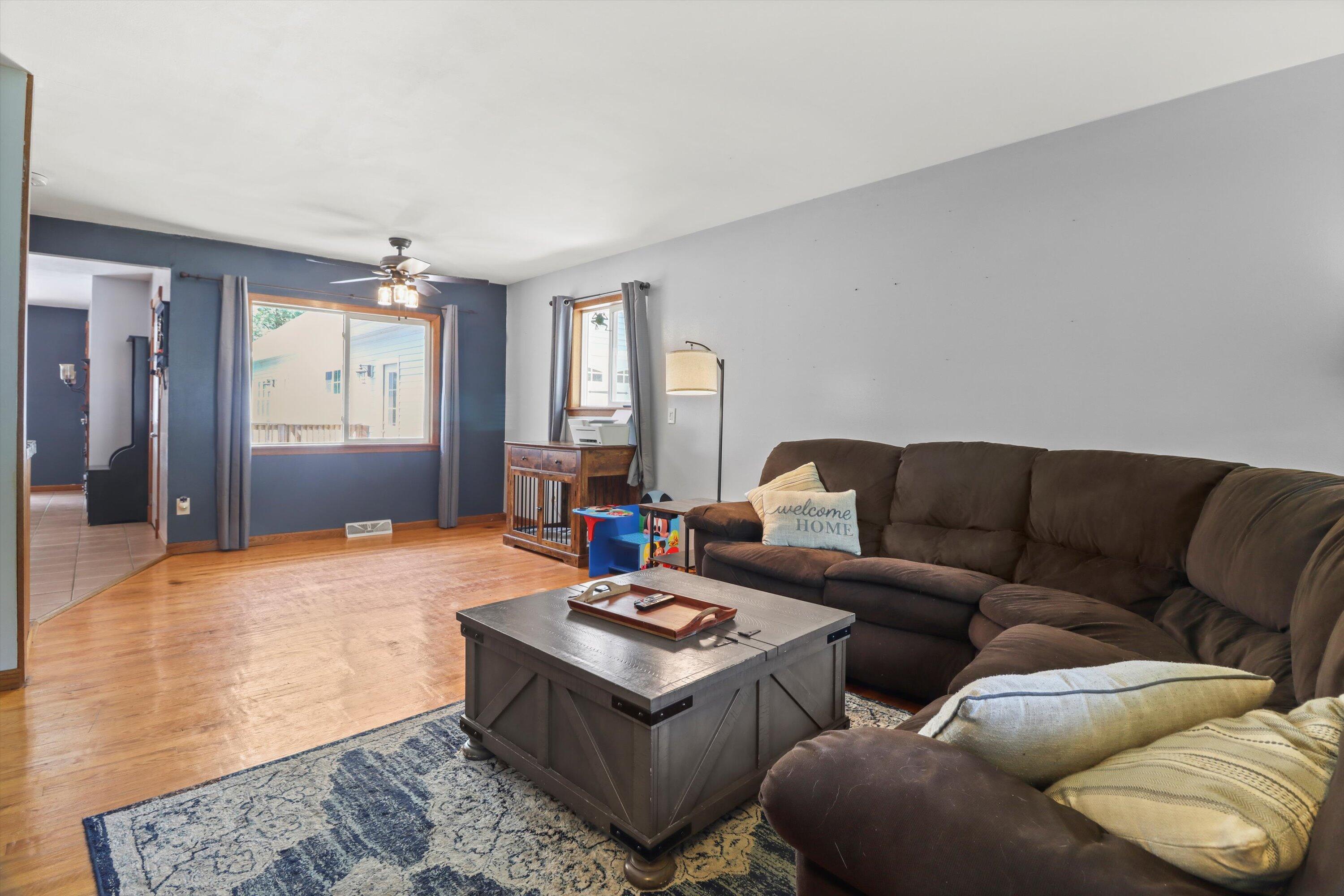 Whitewater, Wisconsin 53190, United States, 4 Bedrooms Bedrooms, ,3 BathroomsBathrooms,Residential,Active,195029