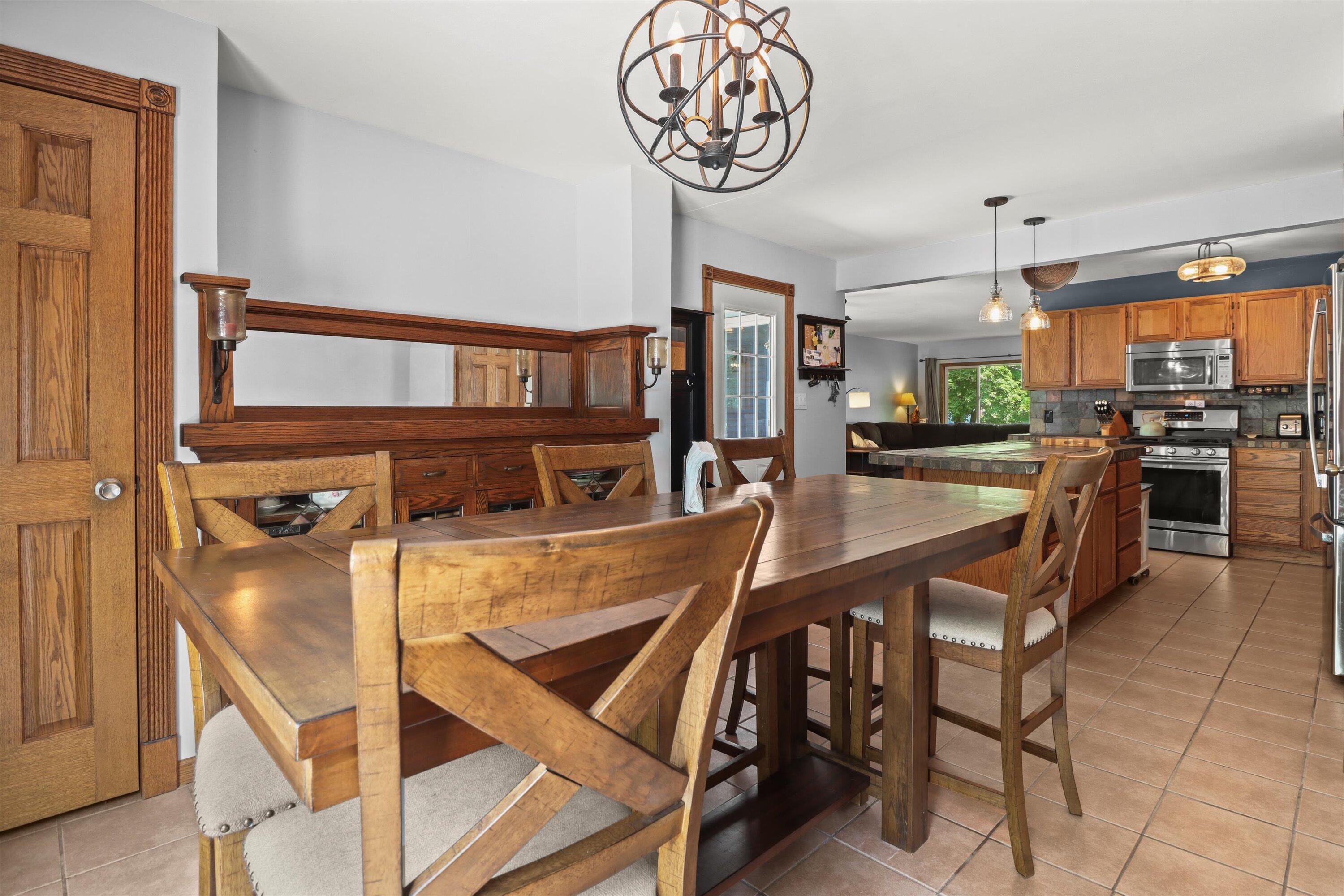 Whitewater, Wisconsin 53190, United States, 4 Bedrooms Bedrooms, ,3 BathroomsBathrooms,Residential,Active,195029