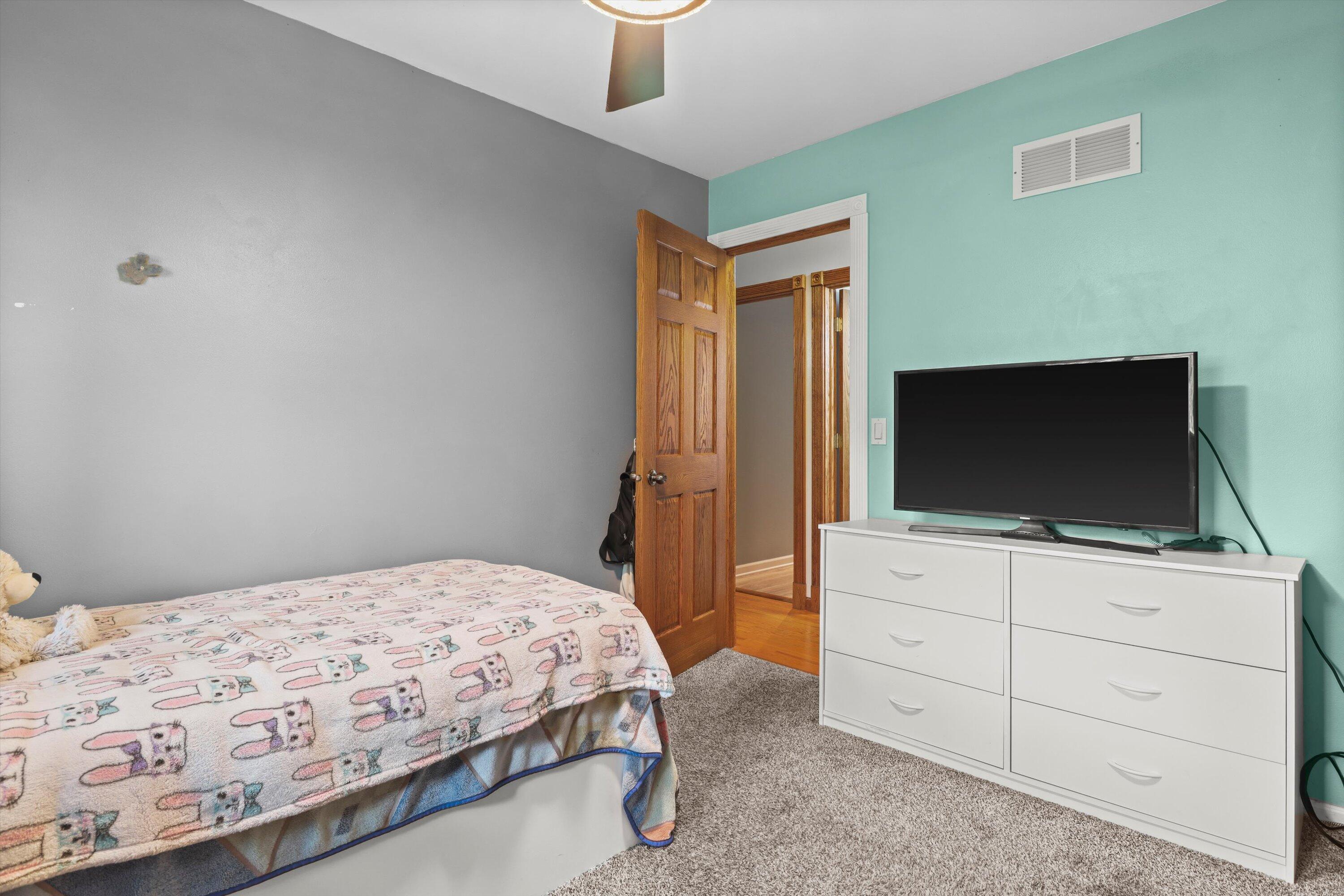 Whitewater, Wisconsin 53190, United States, 4 Bedrooms Bedrooms, ,3 BathroomsBathrooms,Residential,Active,195029