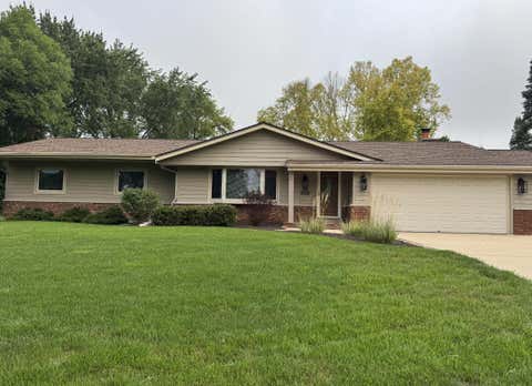 Photo of 9738 W Barnard Ave, Greenfield, WI 53228 (MLS # 1975895)