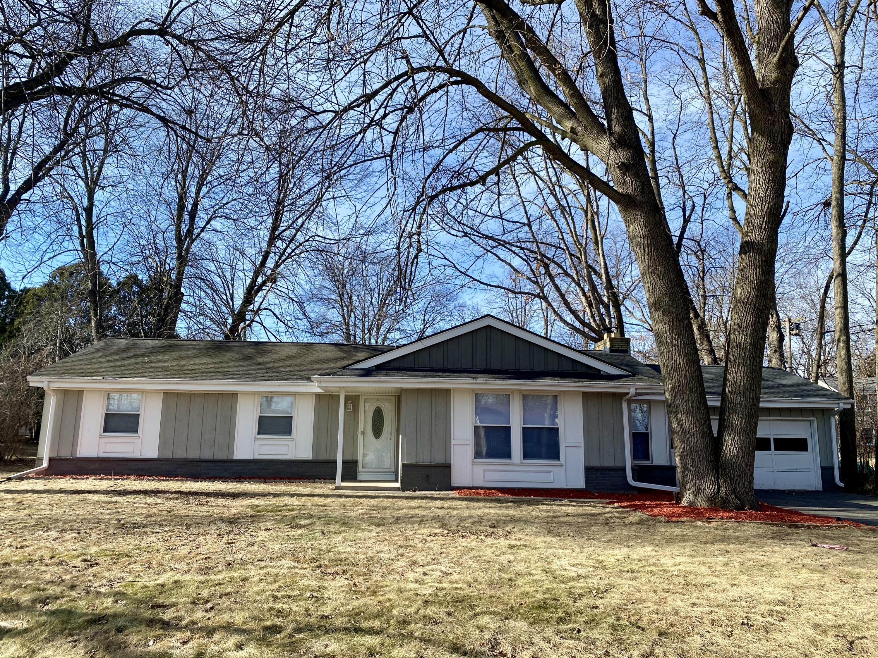 Brown Deer, Wisconsin 53223, United States, 3 Bedrooms Bedrooms, ,3 BathroomsBathrooms,Residential,Active,11202 Brown Deer, Wisconsin 53223, United States, 3 Bedrooms Bedrooms, ,3 BathroomsBathrooms,Residential,Active,11202