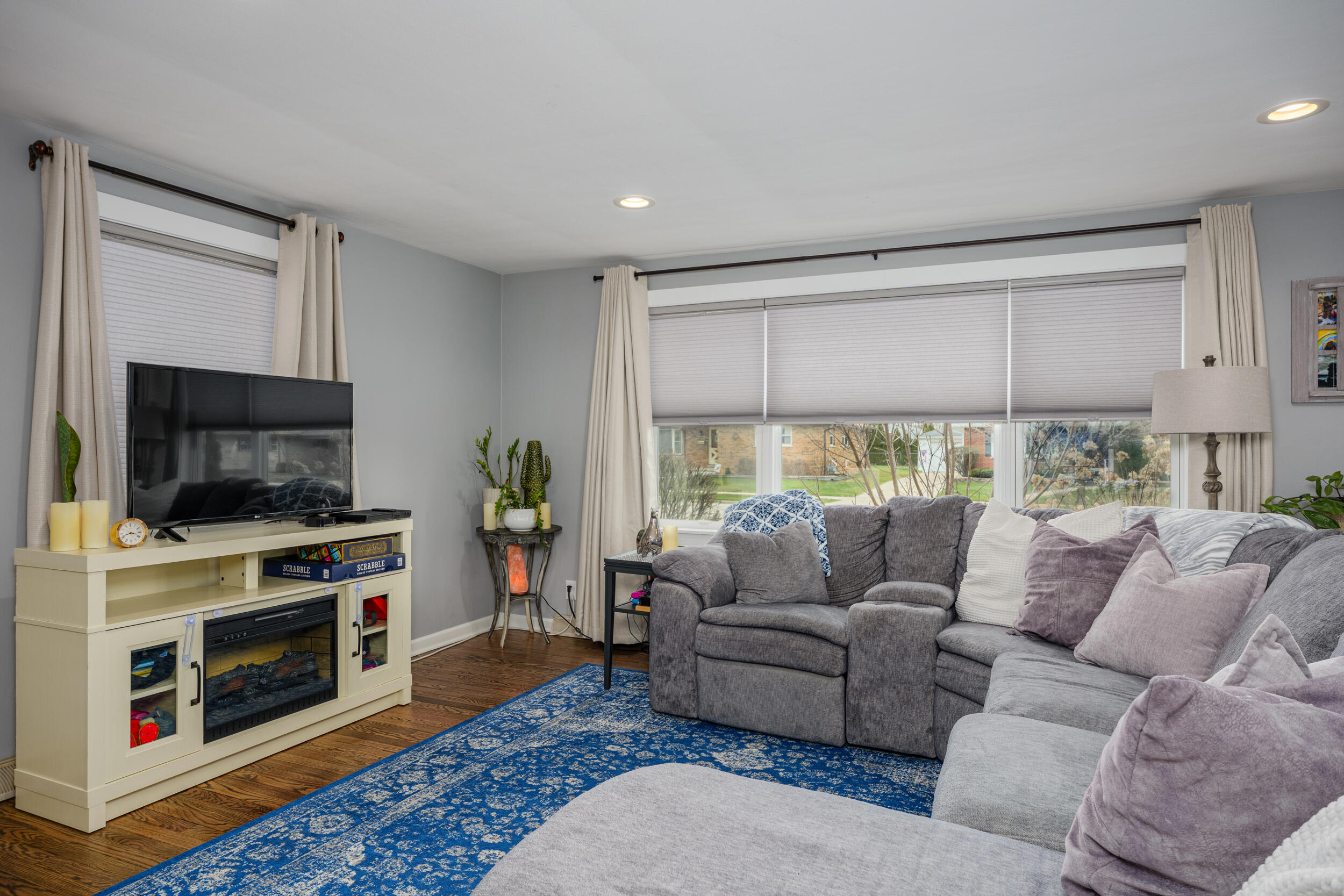 Kenosha, Wisconsin 53140, United States, 3 Bedrooms Bedrooms, ,2 BathroomsBathrooms,Residential,Pending,102590