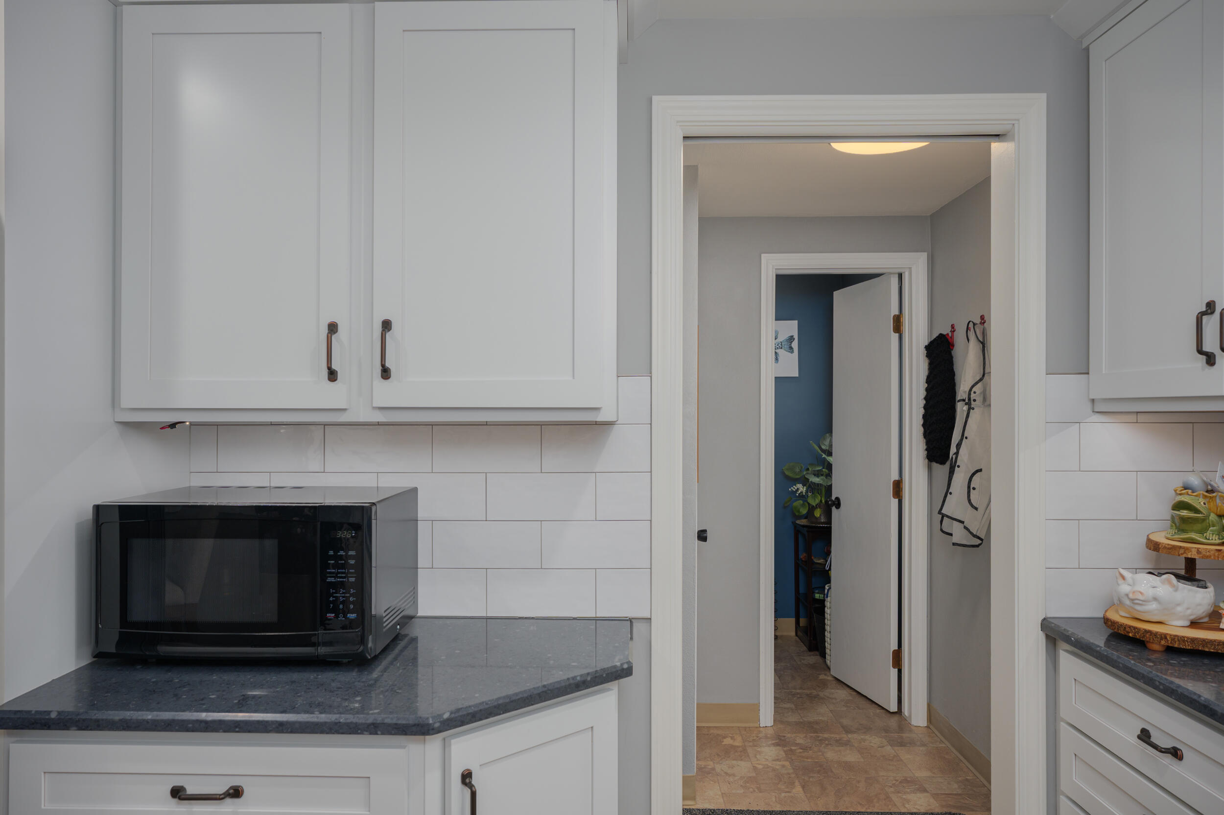 Kenosha, Wisconsin 53140, United States, 3 Bedrooms Bedrooms, ,2 BathroomsBathrooms,Residential,Pending,102590