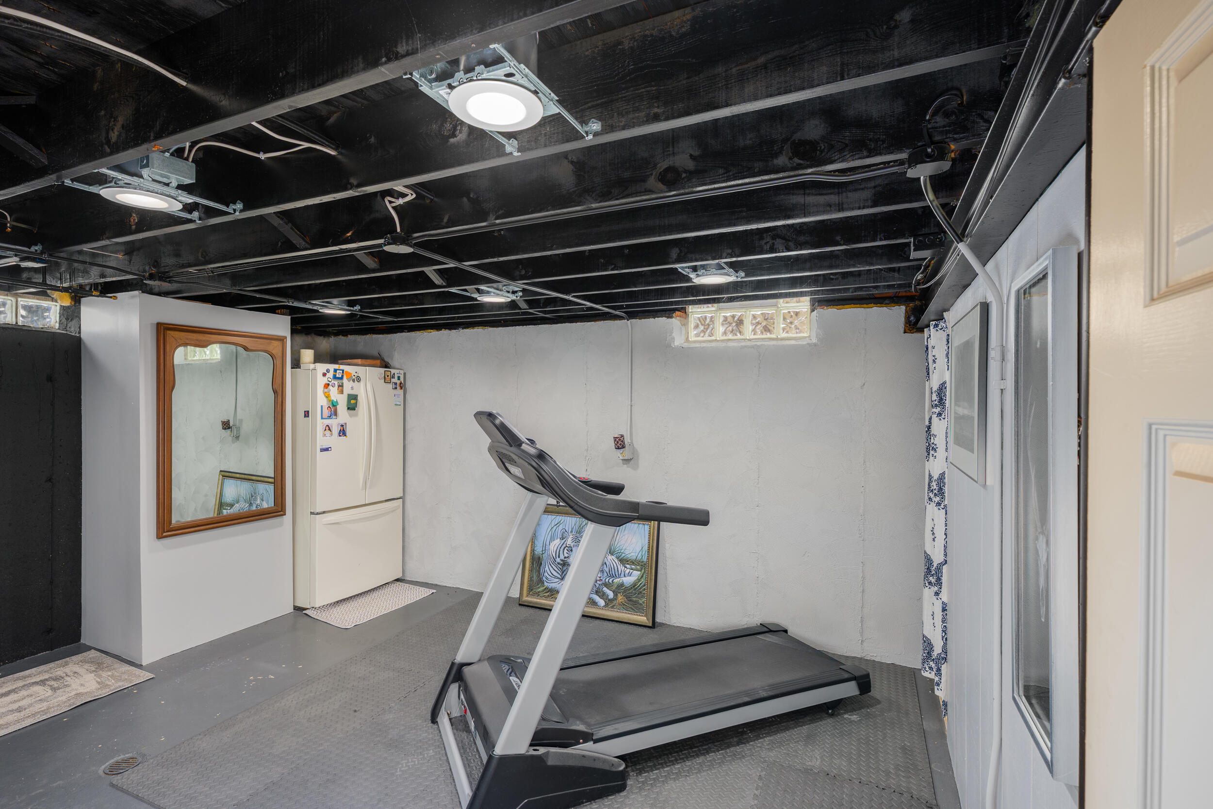 Kenosha, Wisconsin 53140, United States, 3 Bedrooms Bedrooms, ,2 BathroomsBathrooms,Residential,Pending,102590