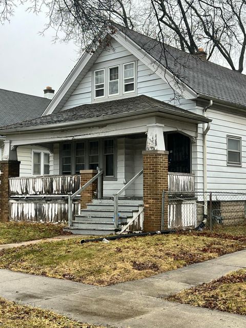 Photo of 4525 N 28th St, Milwaukee, WI 53209 (MLS # 1952876)