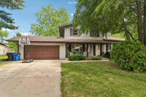 Photo of 1419 Crabapple Dr, Racine, WI 53405 (MLS # 1966903)