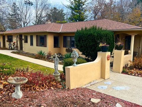 Photo of 119 S Stuart Rd, Mount Pleasant, WI 53406 (MLS # 1944394)