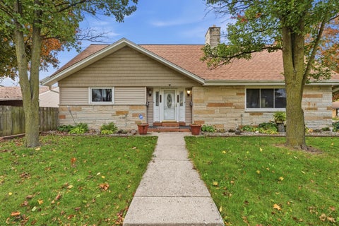 Photo of 9045 W Butler Pl, Milwaukee, WI 53225 (MLS # 1986352)
