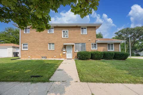 Photo of 3764 E College Ave, Cudahy, WI 53110 (MLS # 1976183)