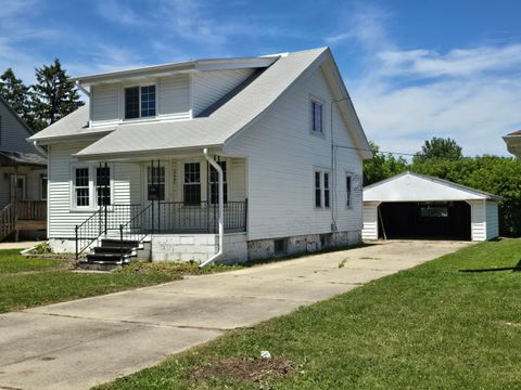 Photo of 3662 E Ramsey Ave, Cudahy, WI 53110 (MLS # 1970527)