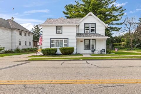 Photo of 213 Kettle Moraine Dr S, Slinger, WI 53086 (MLS # 1975721)
