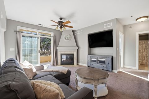 Photo of 2912 N University Dr, Waukesha, WI 53188 (MLS # 1954340)