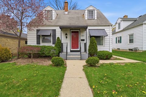 Photo of 8526 W Center St, Milwaukee, WI 53222 (MLS # 1959571)