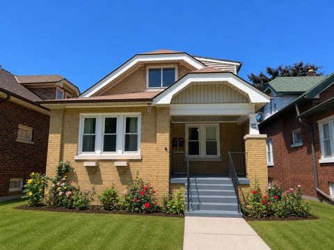 Photo of 3017 S 6th St, Milwaukee, WI 53215 (MLS # 1967285)