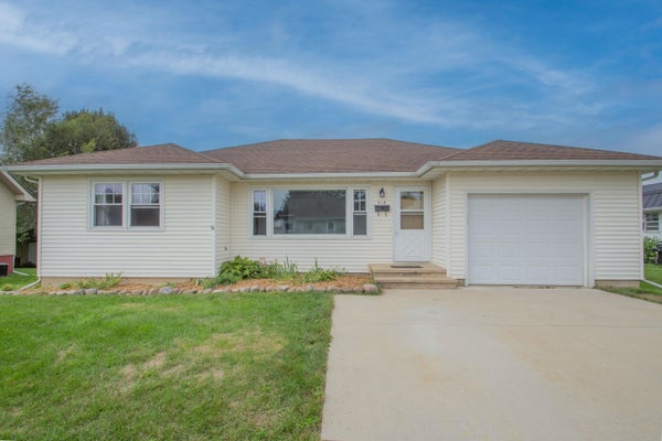 315 EDISON ST, WATERLOO, WI 53594 - Image c092d7b6228daecd558cbff3d434b9f4/1515470551
