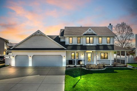 Photo of 5915 Sunshine Ln, Caledonia, WI 53402 (MLS # 1959833)