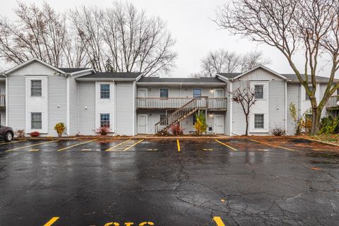 Photo of 225 Liberty St, La Crosse, WI 54603 (MLS # 1943964)