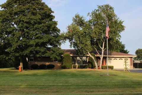 Photo of 5426 Barthel Rd, Caledonia, WI 53126 (MLS # 1939653)