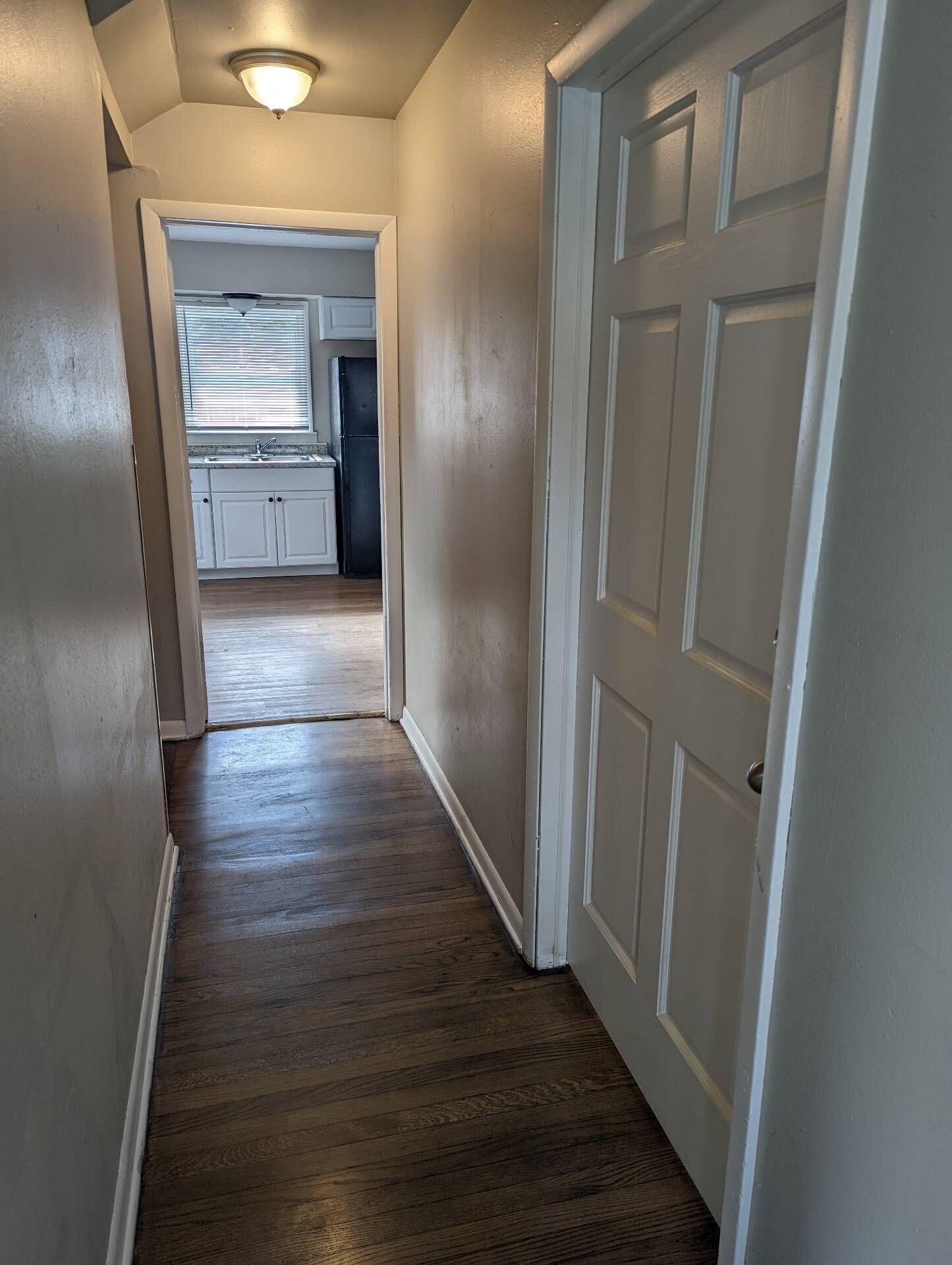 Milwaukee, Wisconsin 53218, United States, 3 Bedrooms Bedrooms, ,1 BathroomBathrooms,Residential,Active,9024