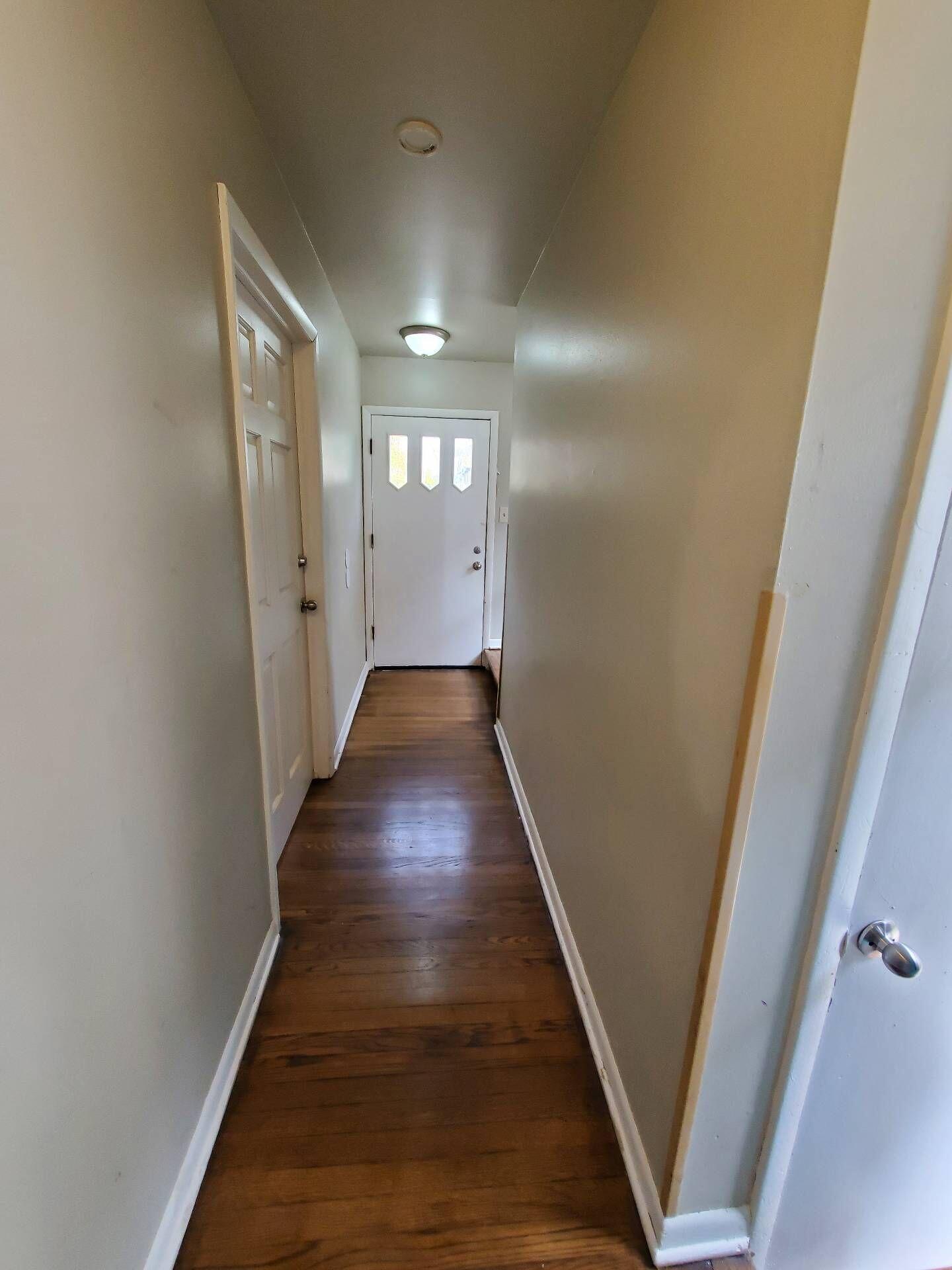 Milwaukee, Wisconsin 53218, United States, 3 Bedrooms Bedrooms, ,1 BathroomBathrooms,Residential,Active,9024