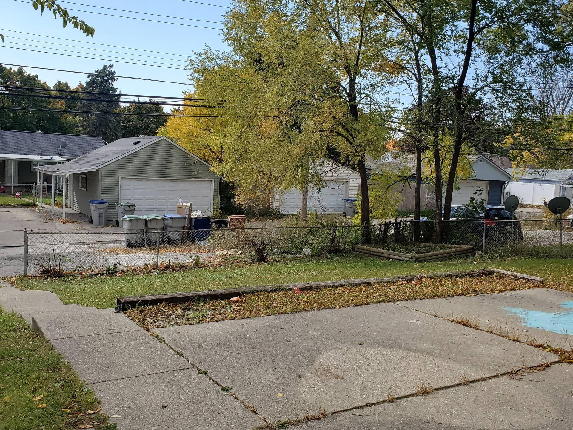 Milwaukee, Wisconsin 53218, United States, 3 Bedrooms Bedrooms, ,1 BathroomBathrooms,Residential,Active,9024