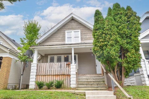 Photo of 2543 N 37th St, Milwaukee, WI 53210 (MLS # 1982378)